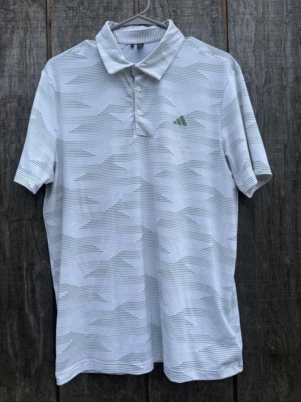 adidas Men’s M White Polo with Subtle Green Stripe Pattern Golf Polo Activewear